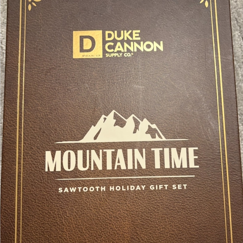 DUKE CANNON Mountain Time Sawtooth Holiday Gift Set - Picture 4 of 5